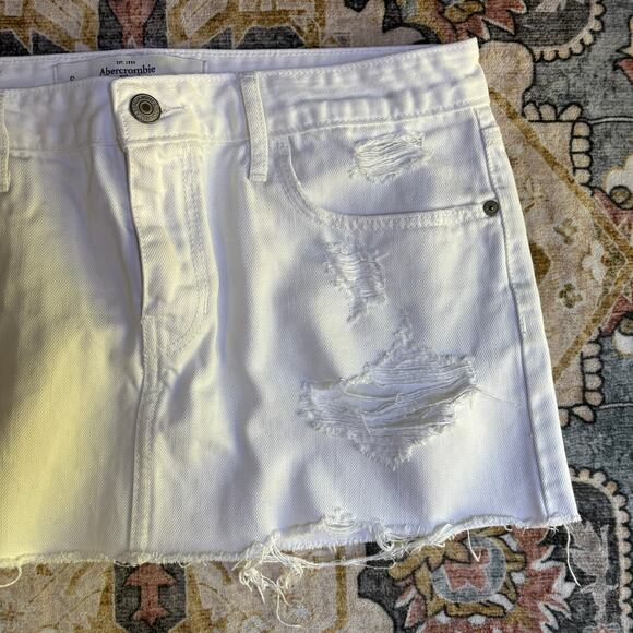Abercrombie and Fitch Micro Mini White Denim Jean Skirt Early 2000s Y2k Size 6 - Picture 6 of 10